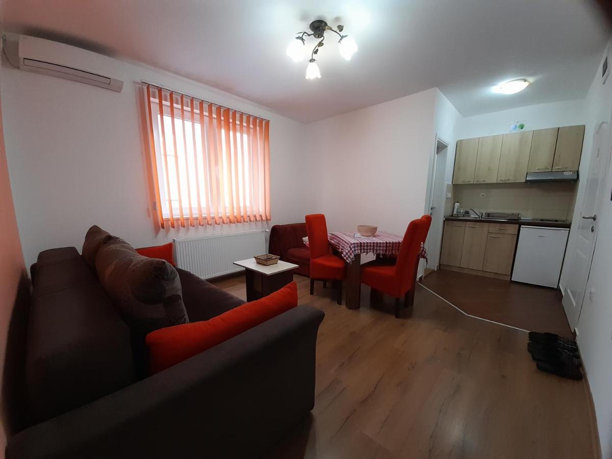 Kety Apartments Kragujevac Dış mekan fotoğraf