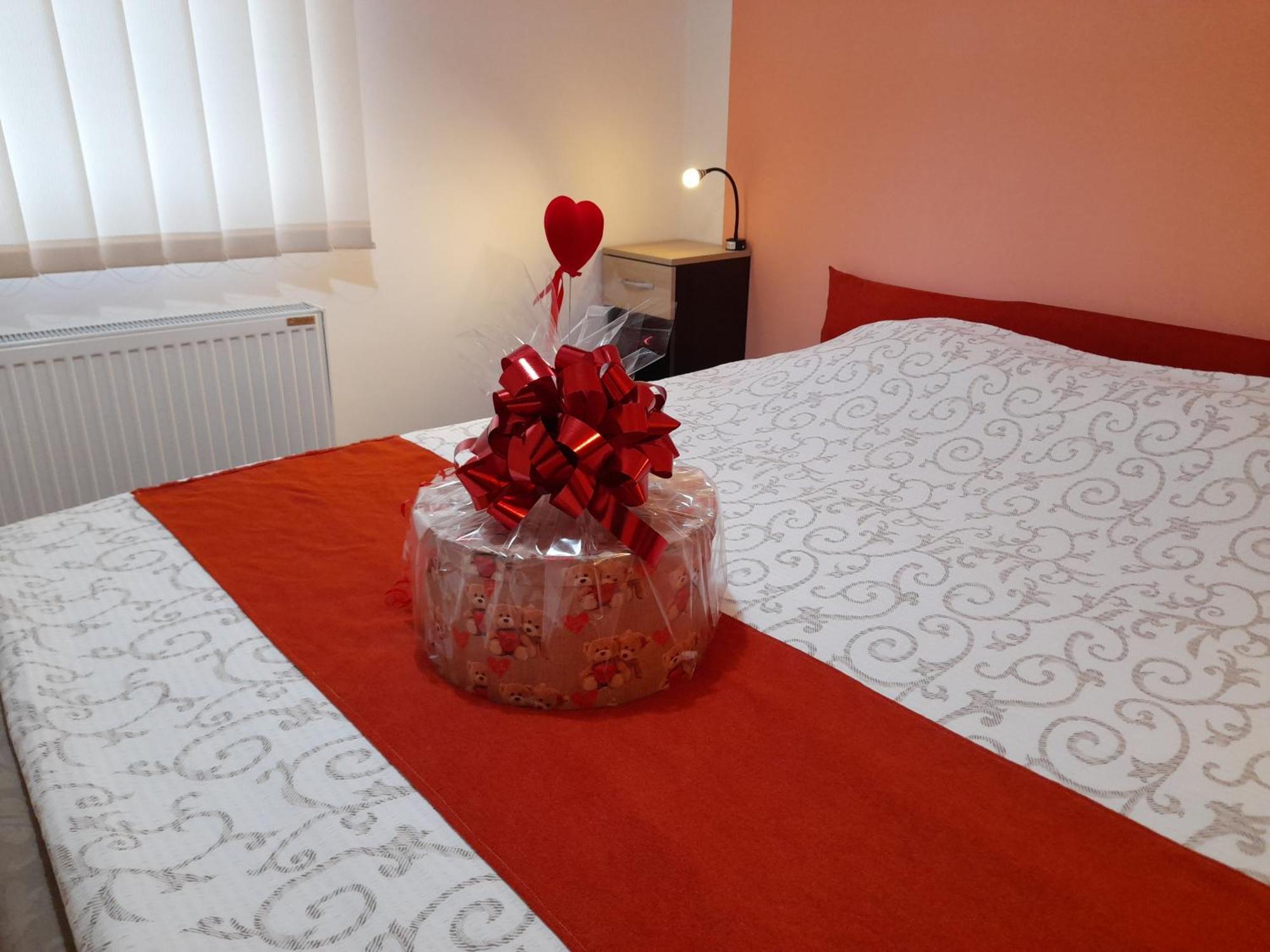 Kety Apartments Kragujevac Oda fotoğraf